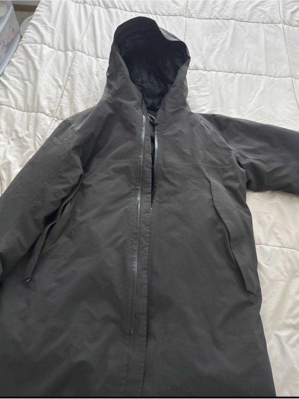 Arc'teryx Men's Black Waterproof Hooded Raincoat